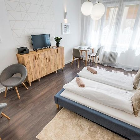 D.Five Harmony Studio At Vaci Street Lejlighed Budapest Eksteriør billede