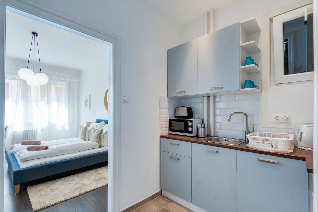 D.Five Harmony Studio At Vaci Street Lejlighed Budapest Eksteriør billede