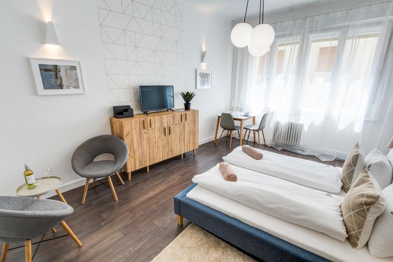 D.Five Harmony Studio At Vaci Street Lejlighed Budapest Eksteriør billede